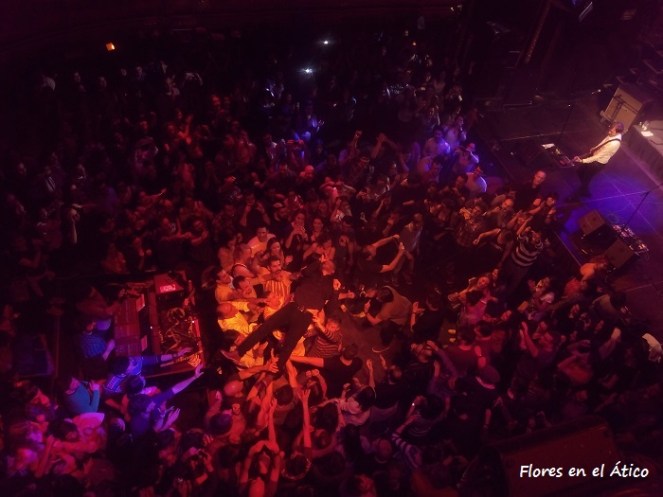 La-Habitación- Roja-Joy3