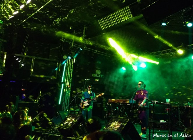 ochoymedio-katapult-noviembre-2016